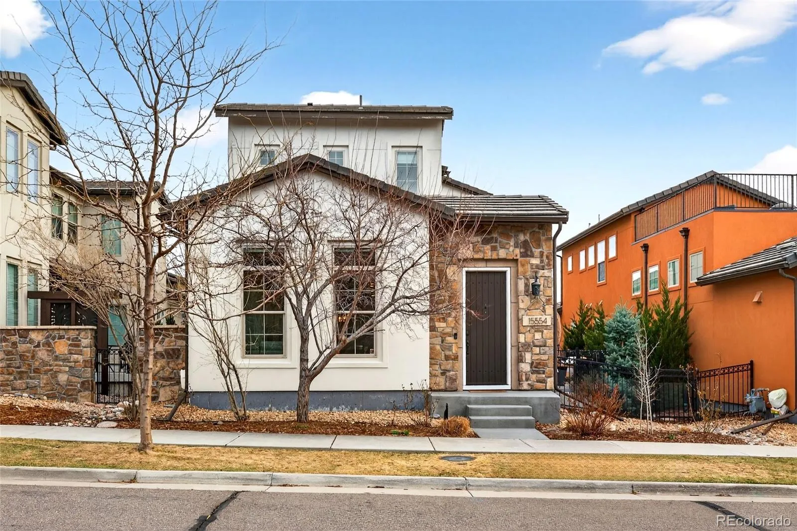 04122026080051 1600 1