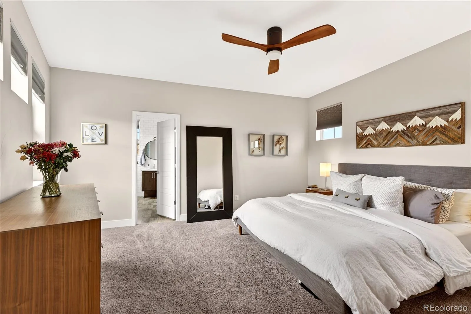 04122026080051 1600 14