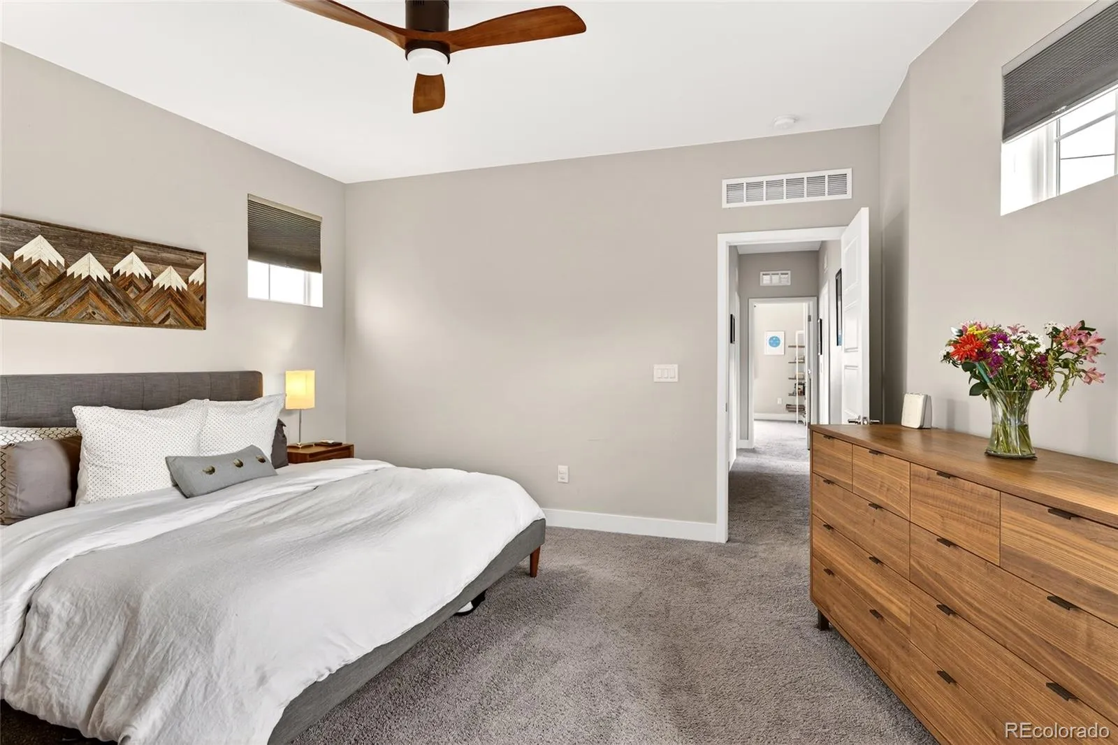 04122026080051 1600 25