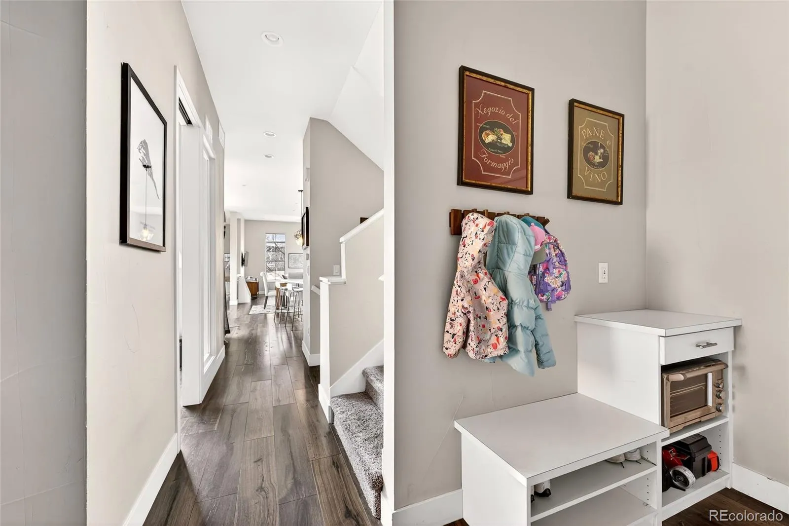 04122026080051 1600 29