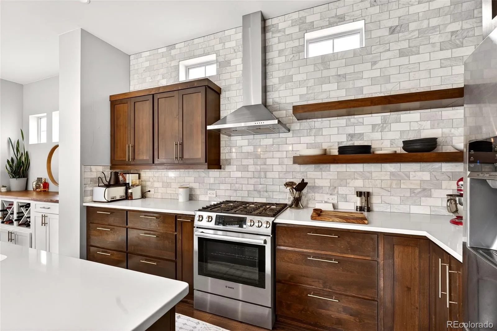 04122026080051 1600 34