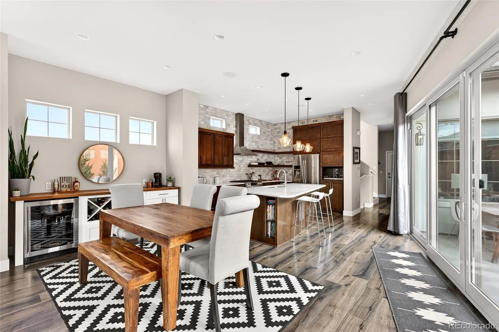 04122026080051 1600 37