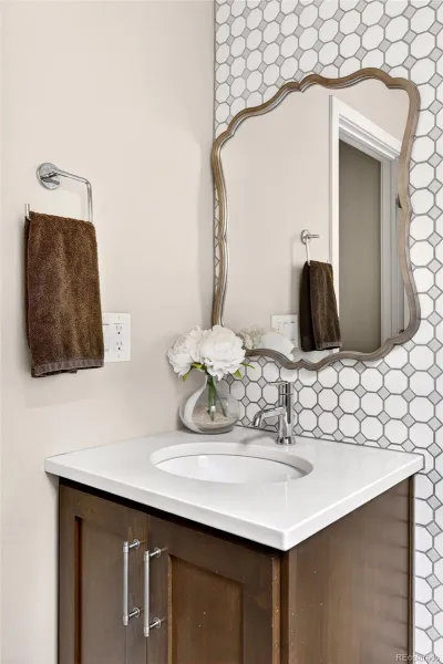 04122026080051 800 20