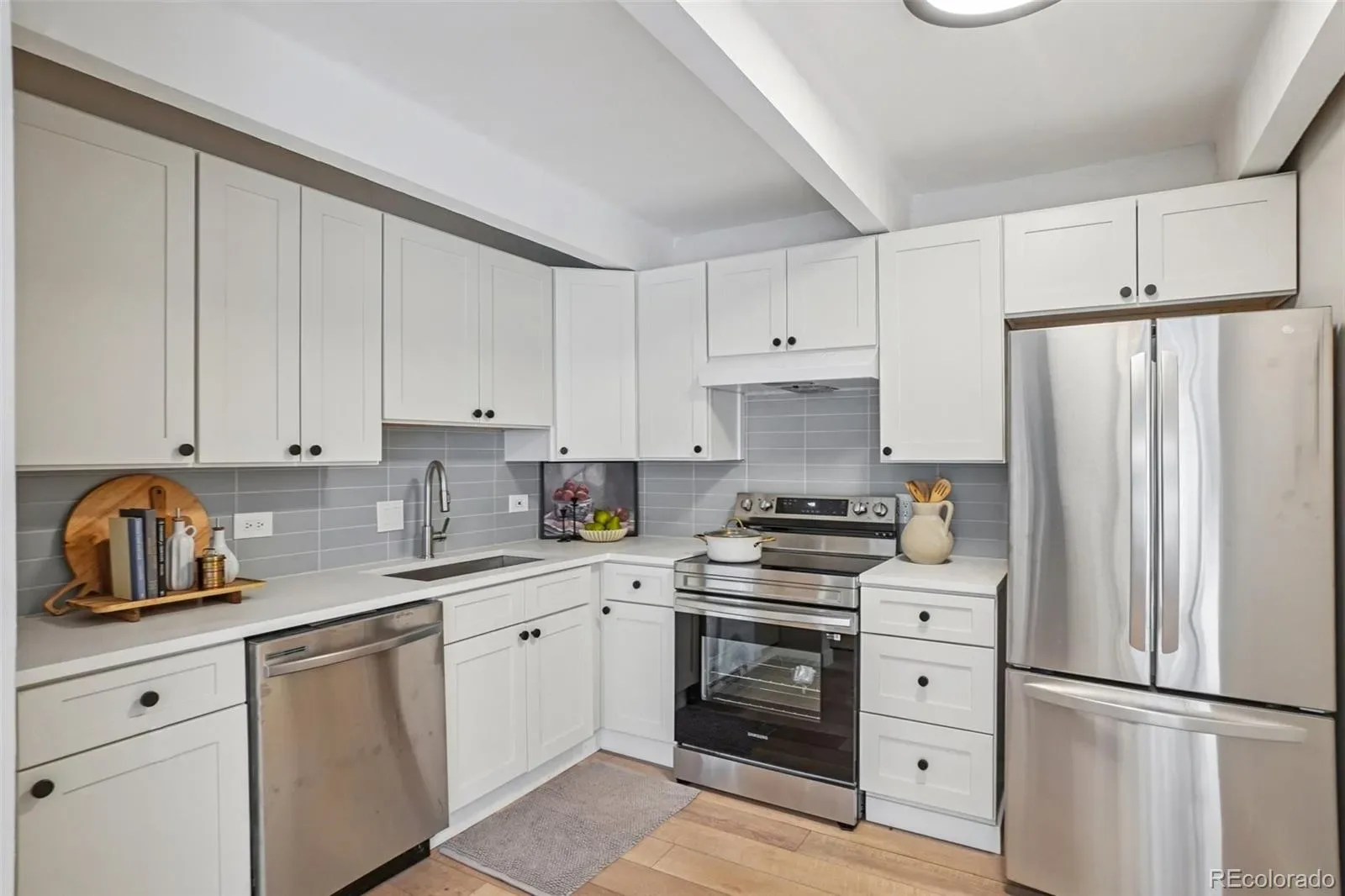 555 E 10th Avenue #3 Denver CO 80203 MLS #REC2037547 03252026152322 1600 11