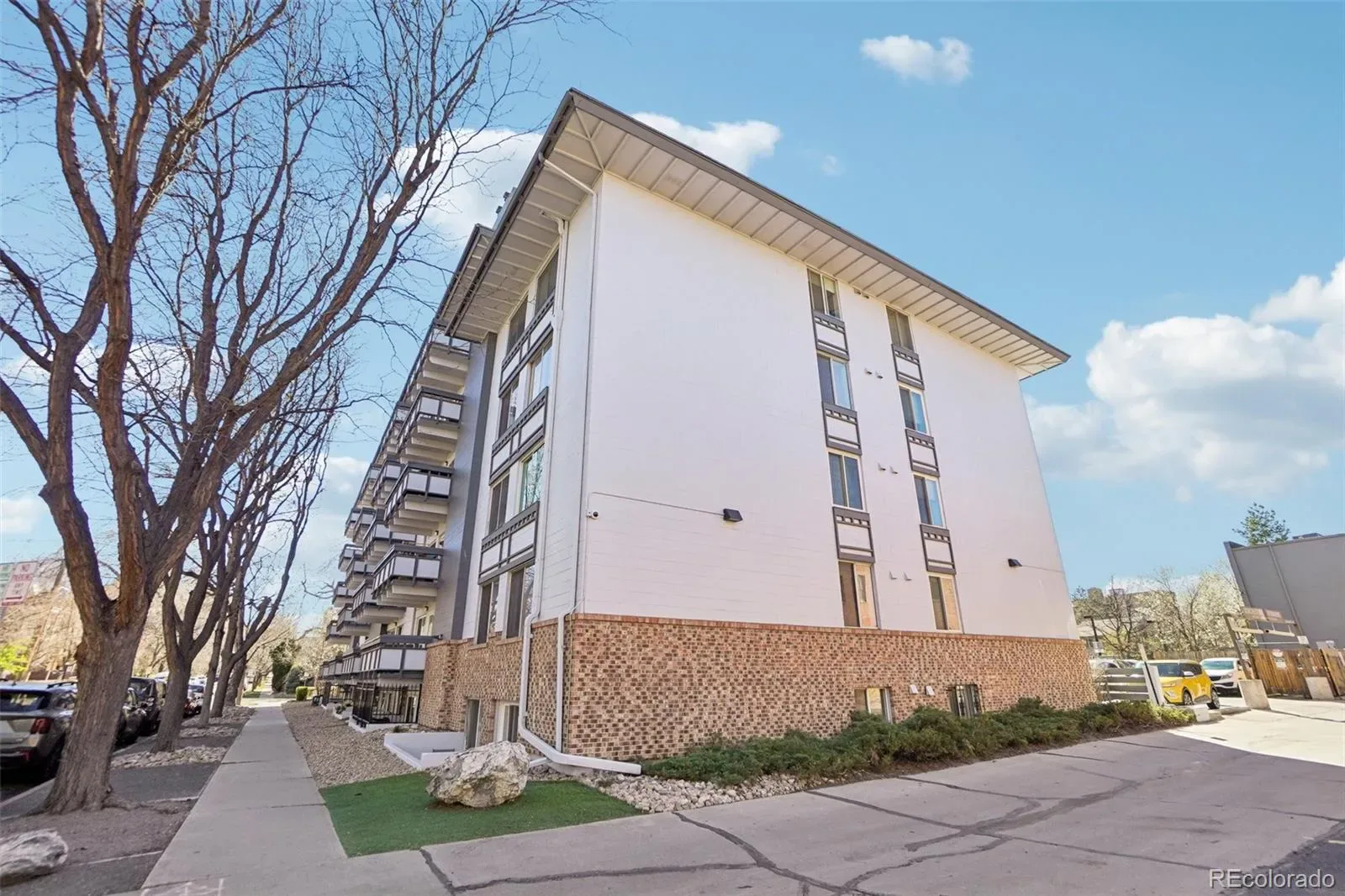 555 E 10th Avenue #3 Denver CO 80203 MLS #REC2037547 03252026152322 1600 2