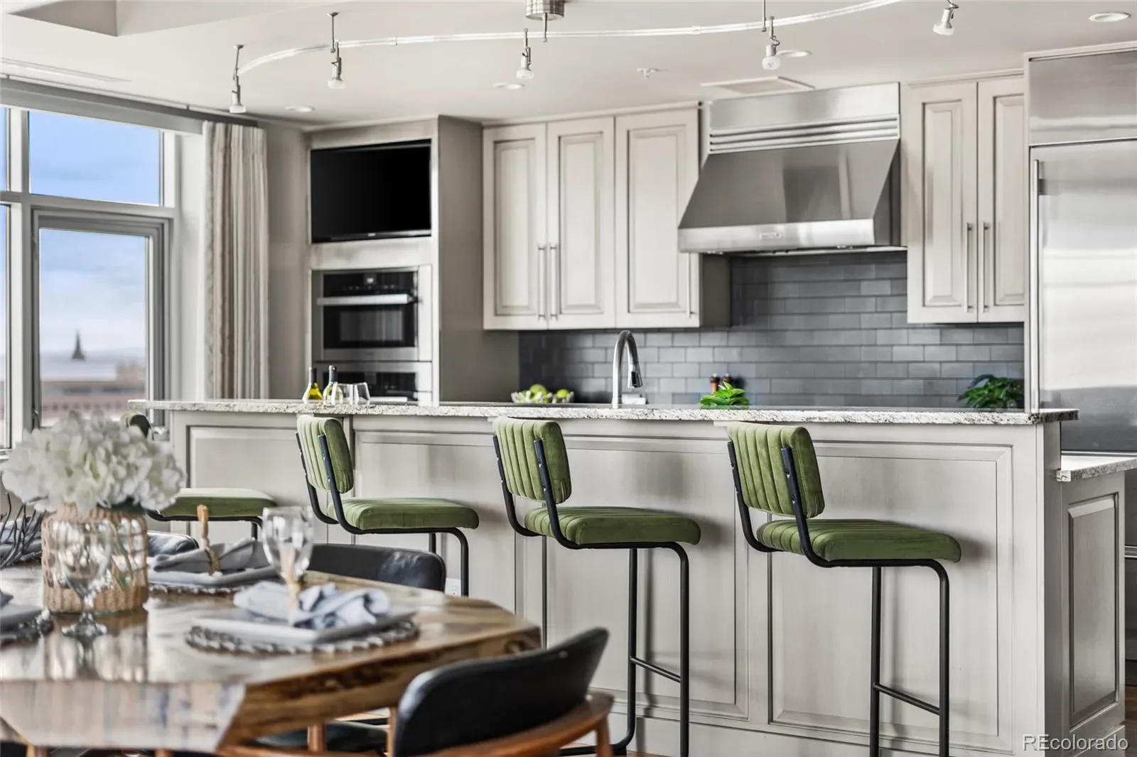 03132026003355 1600 15