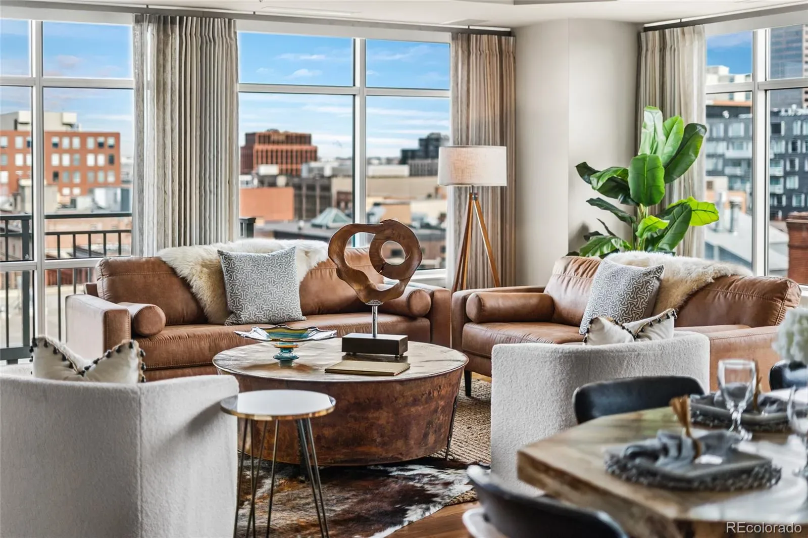 03132026003355 1600 22