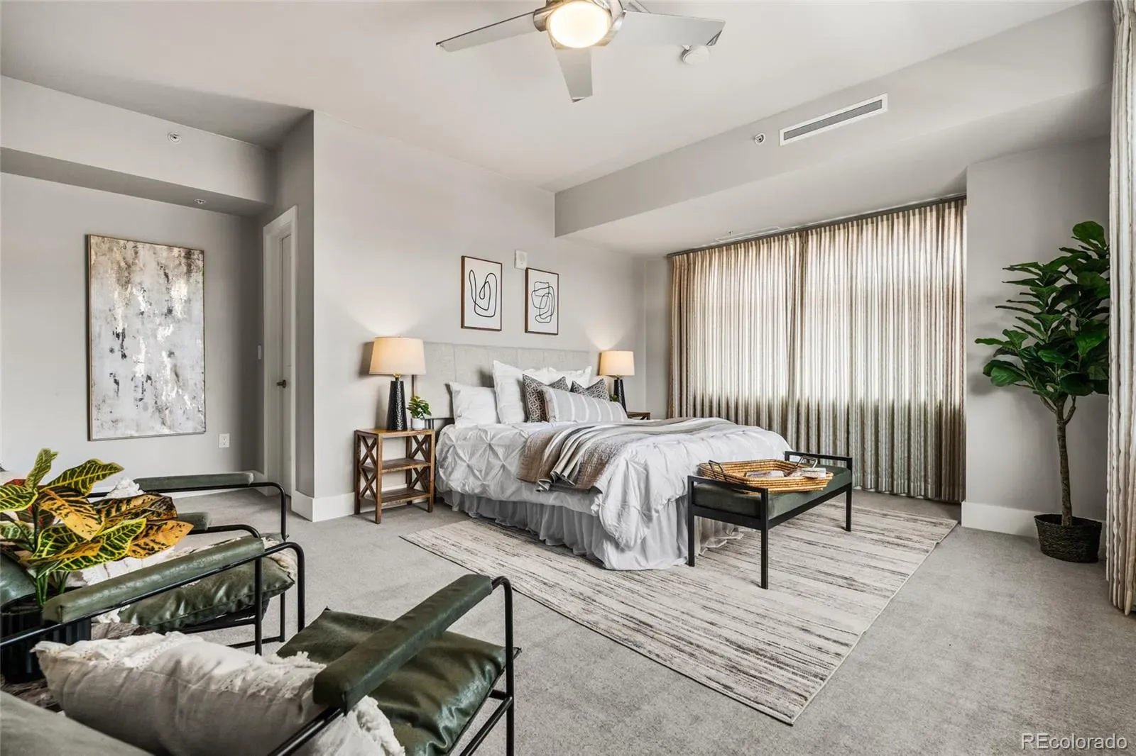 03132026003355 1600 32