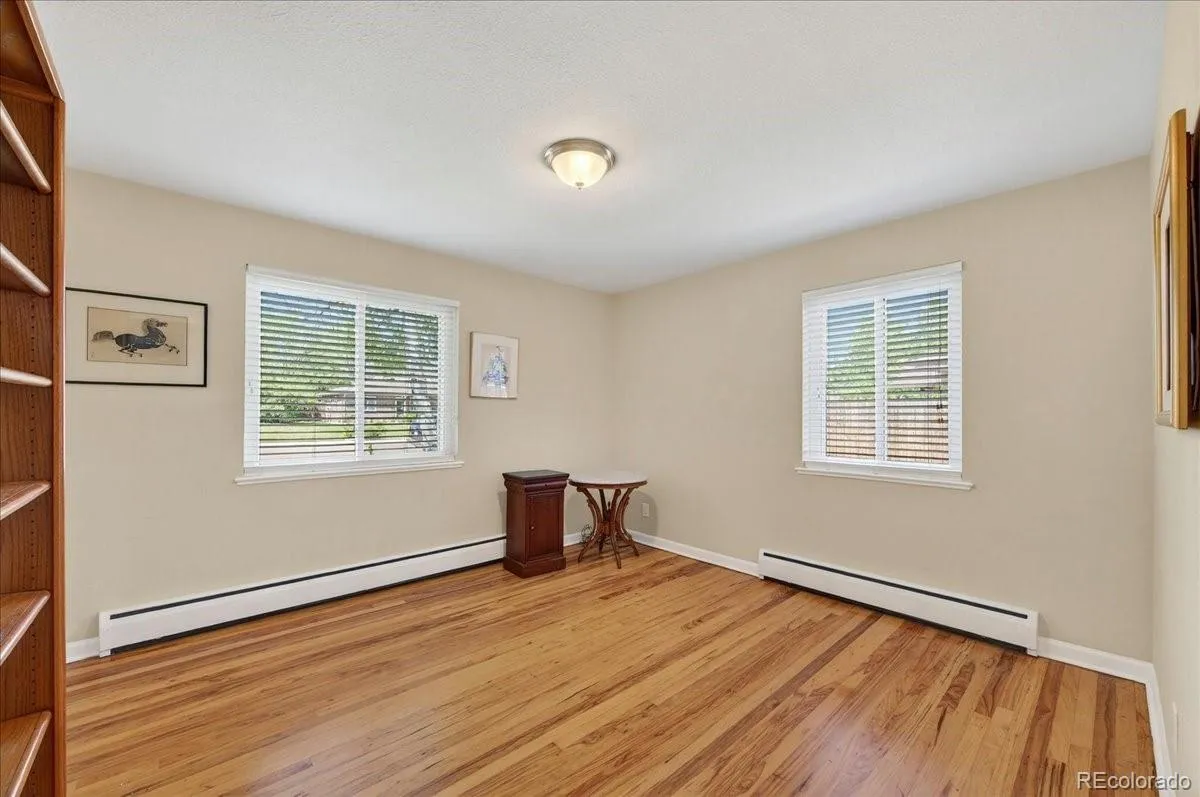 8122 W 17th Avenue Lakewood CO 80214 MLS #REC2037719 05202026200225 1200 23