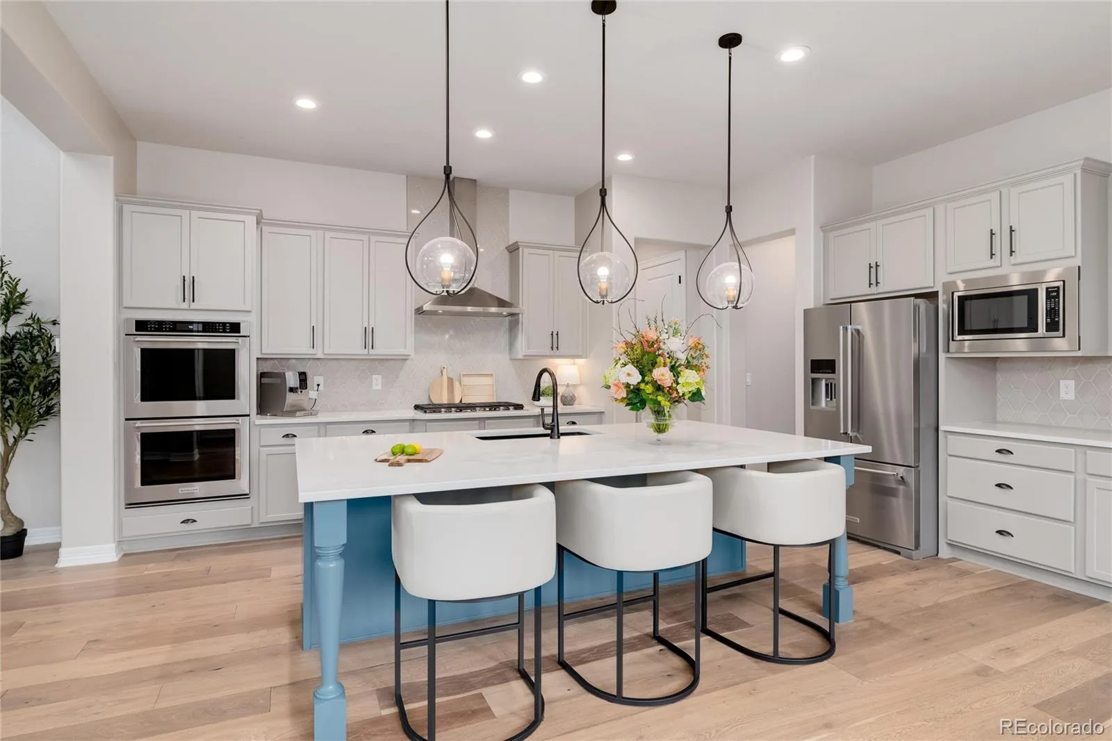 27500 E Lakeview Drive Aurora CO 80016 MLS #REC2039148 07022026173138 1600 15