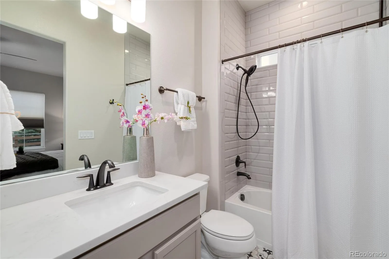 27500 E Lakeview Drive Aurora CO 80016 MLS #REC2039148 07022026173138 1600 22