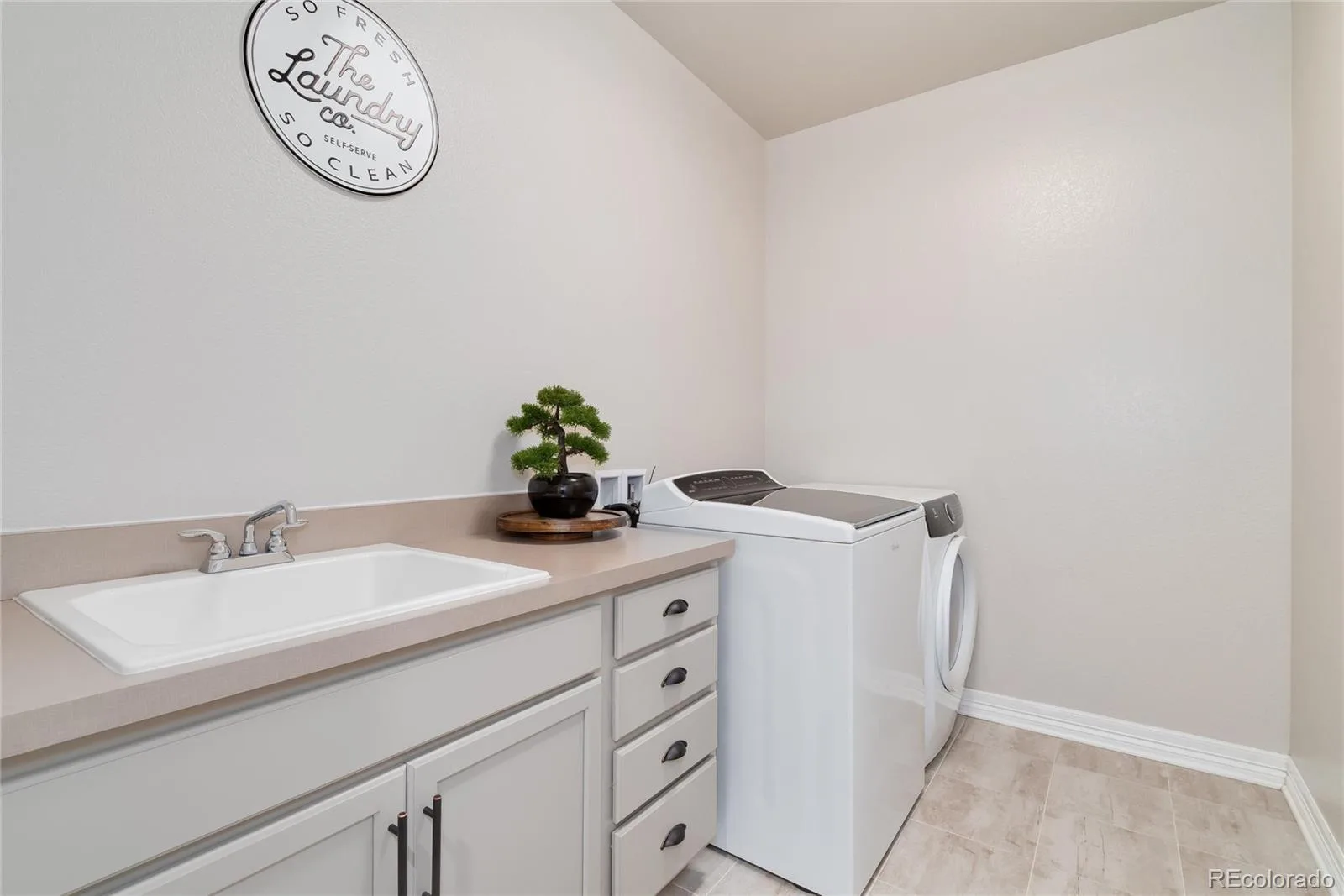 27500 E Lakeview Drive Aurora CO 80016 MLS #REC2039148 07022026173138 1600 26