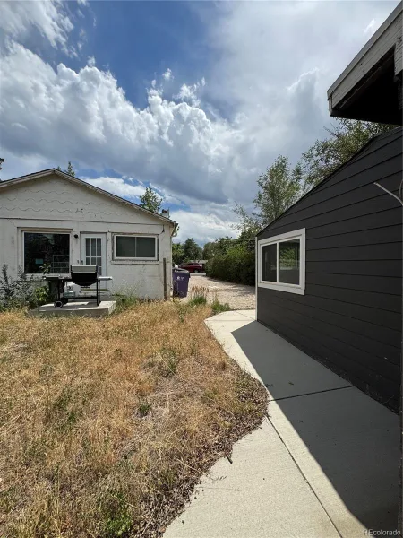 4921 W Tennessee Avenue Denver CO 80219 | MLS #REC2039348 07142026144843 800 12
