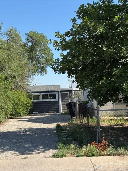 4921 W Tennessee Avenue Denver CO 80219 | MLS #REC2039348 07142026144843 800 13