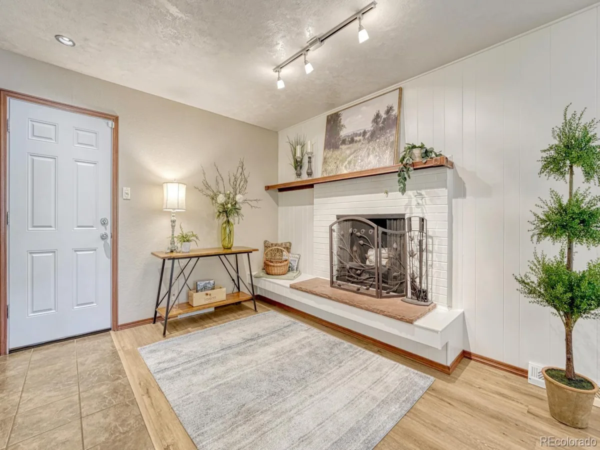 6904 E Villanova Place Denver CO 80224 | MLS #REC2040417 08192026221357 1200 11