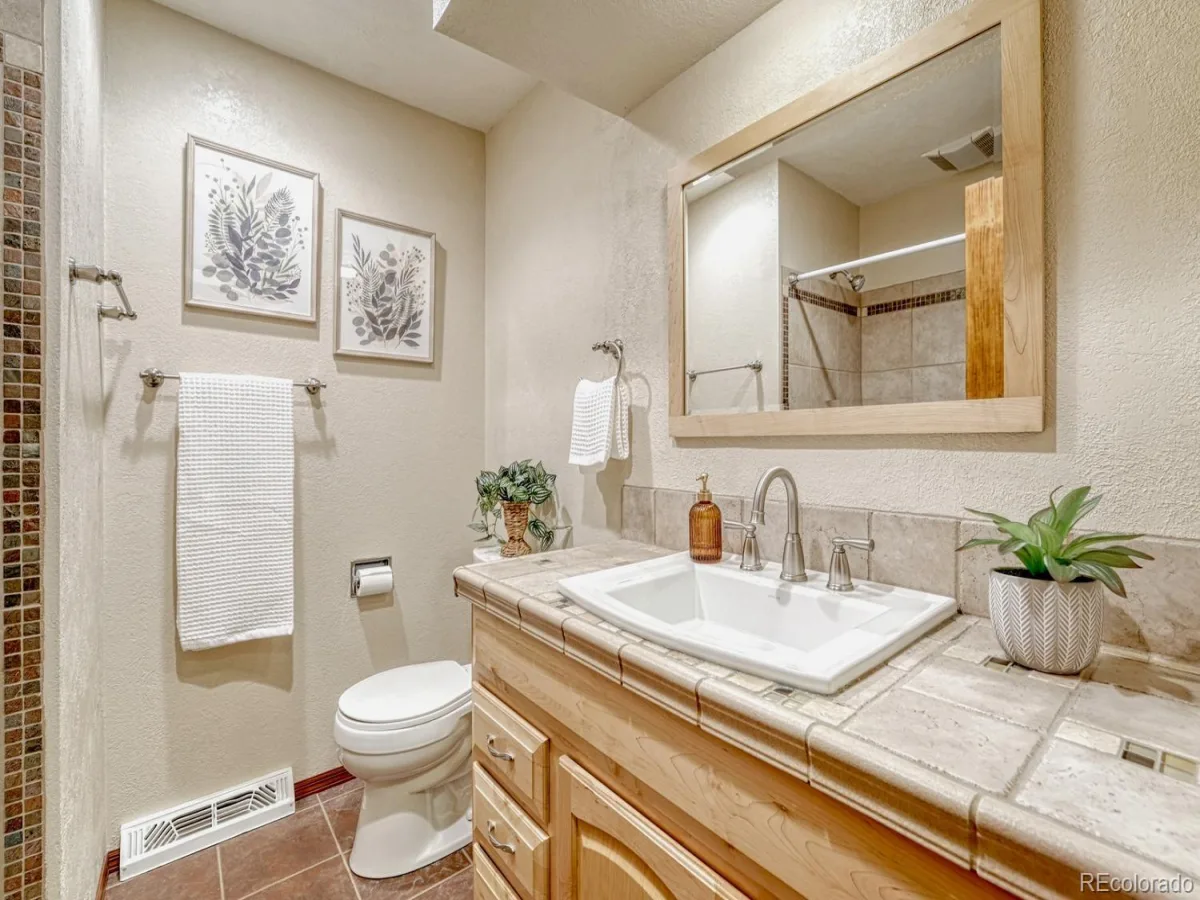 6904 E Villanova Place Denver CO 80224 | MLS #REC2040417 08192026221357 1200 18