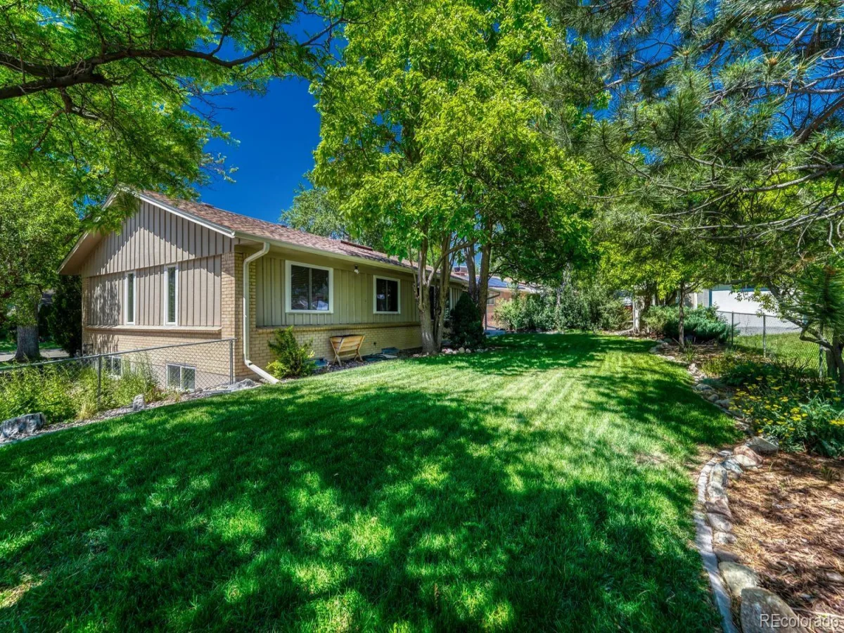 6904 E Villanova Place Denver CO 80224 | MLS #REC2040417 08192026221357 1200 39