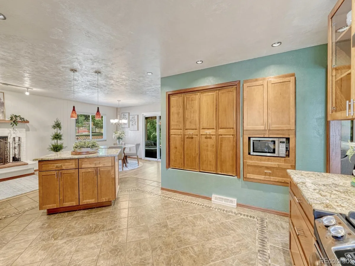 6904 E Villanova Place Denver CO 80224 | MLS #REC2040417 08192026221357 1200 9