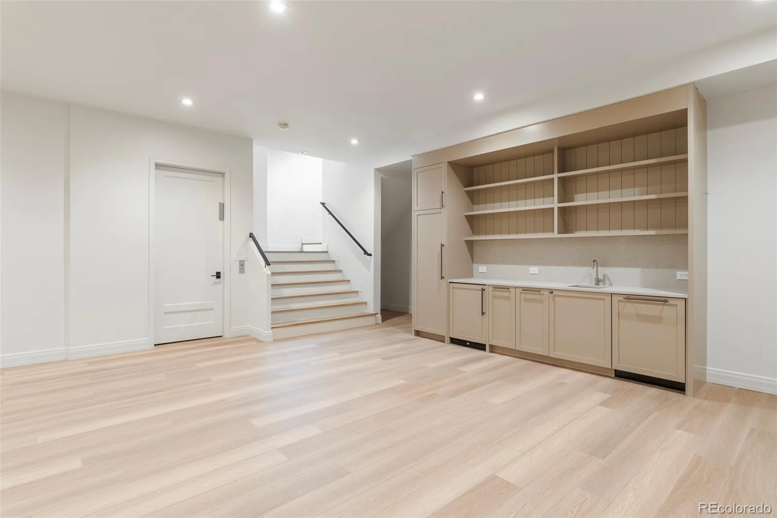 102 S Cherry Street Denver CO 80246 MLS #REC2041782 05292026164735 1600 25