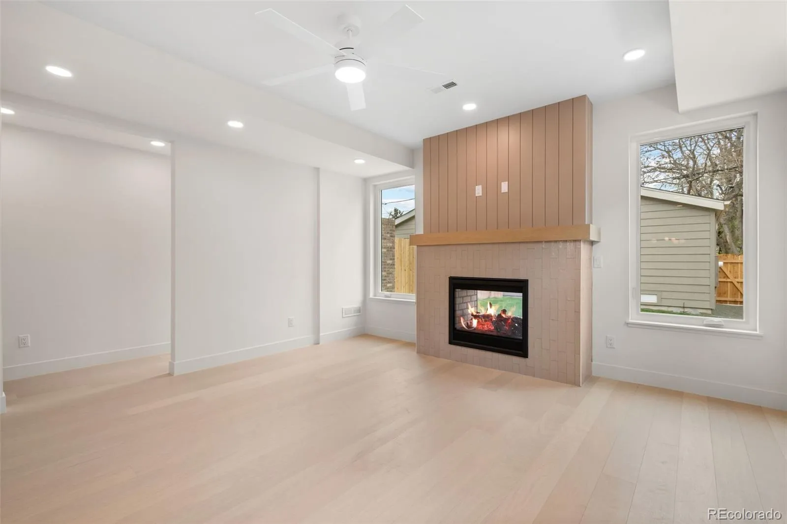 2135 S Sherman Street Denver CO 80210 MLS #REC2042363 05052026034624 1600 11