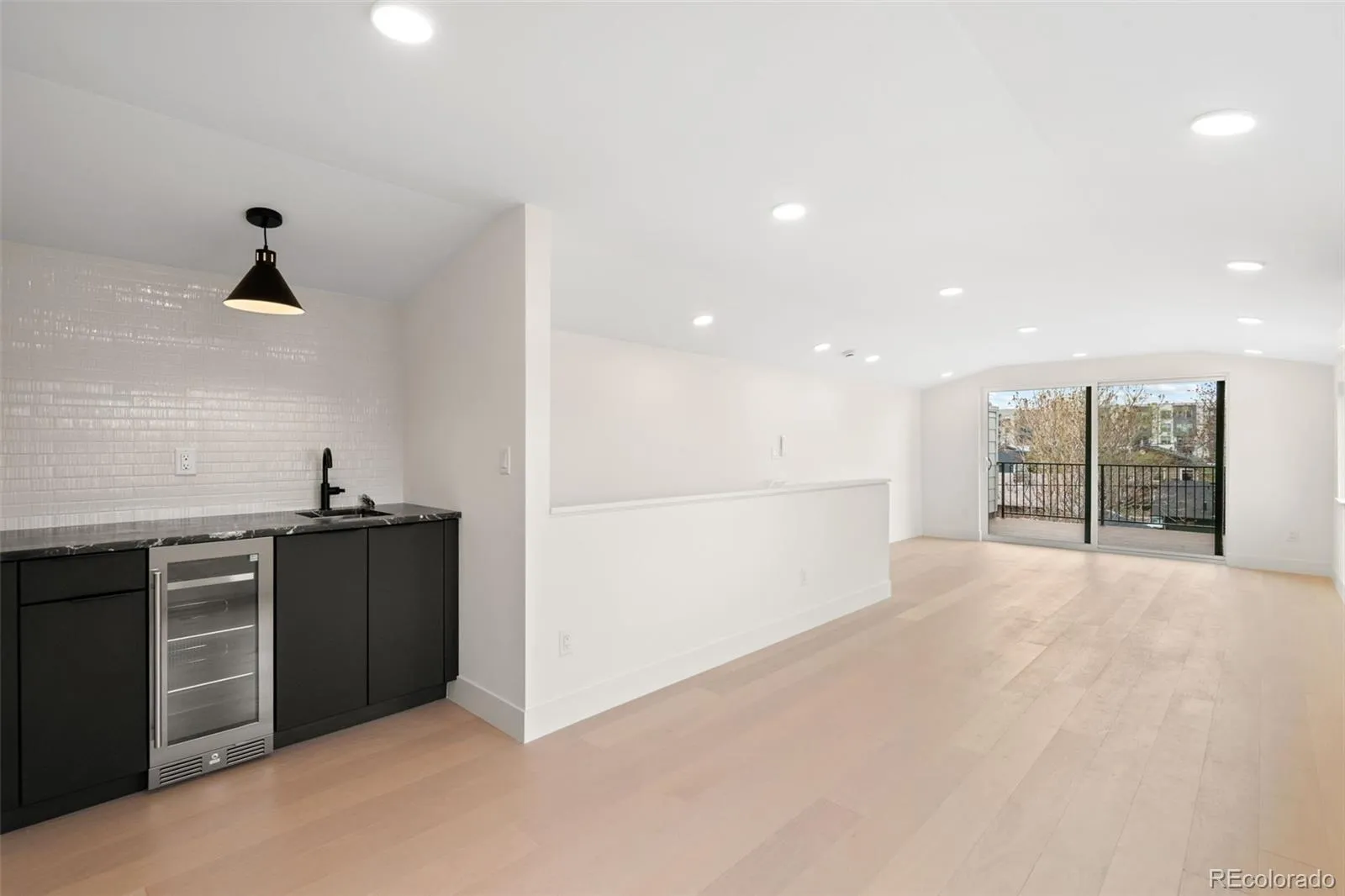 2135 S Sherman Street Denver CO 80210 MLS #REC2042363 05052026034624 1600 26
