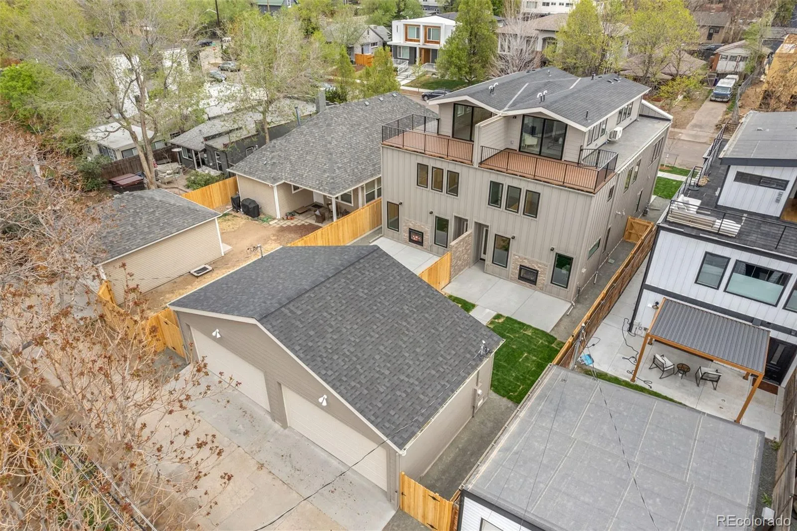2135 S Sherman Street Denver CO 80210 MLS #REC2042363 05052026034624 1600 39