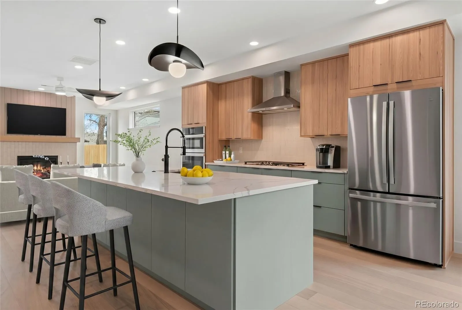 2135 S Sherman Street Denver CO 80210 MLS #REC2042363 05052026034624 1600 9