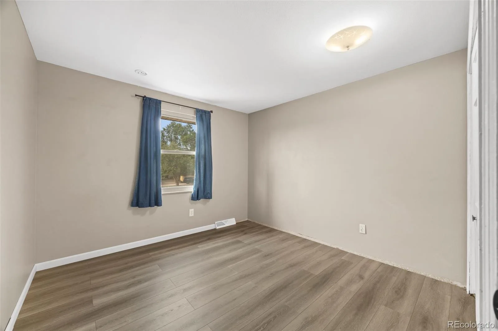 5630 E Fair Avenue Englewood CO 80111 MLS #REC2043676 07092026000905 1600 31