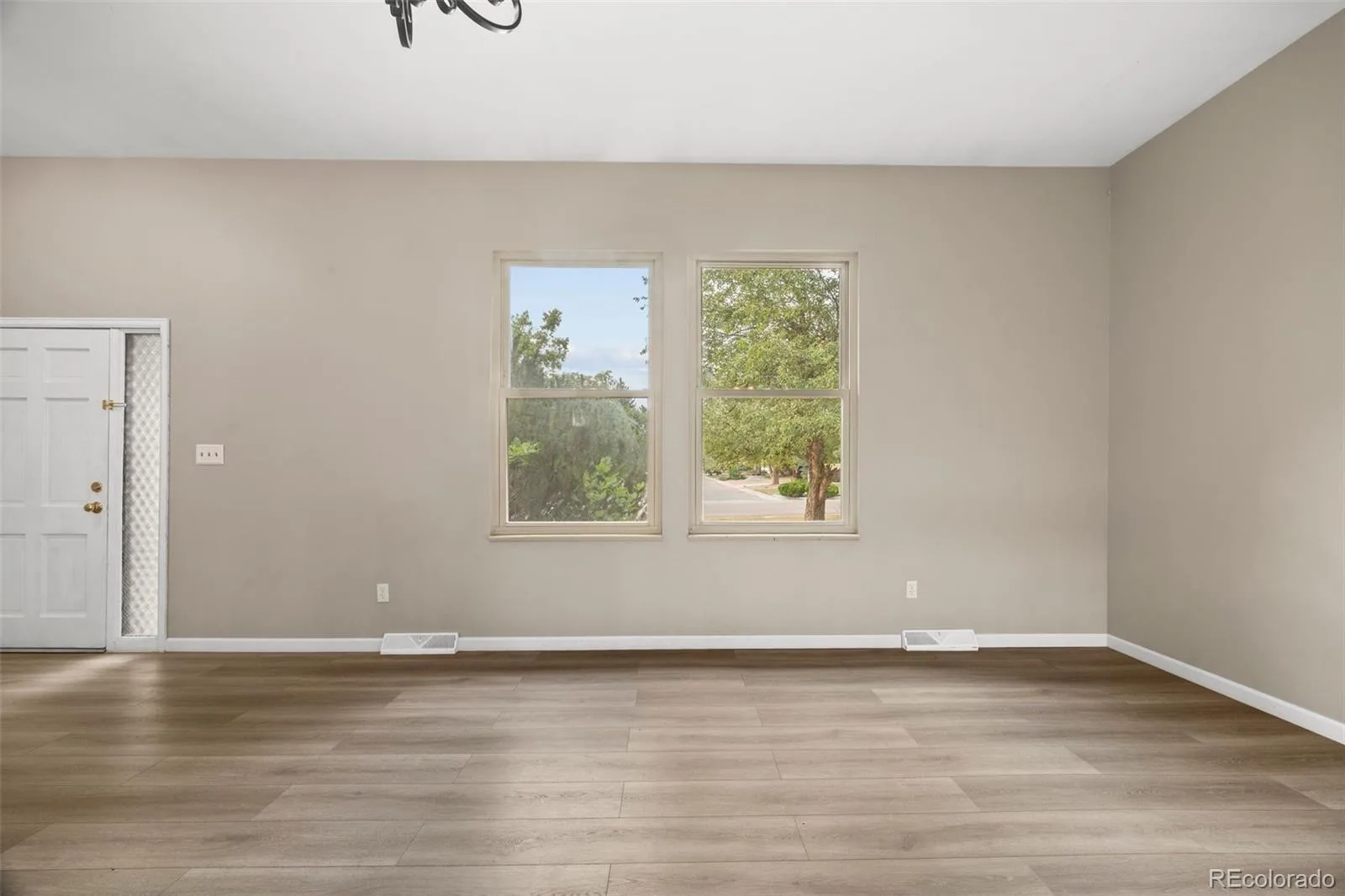 5630 E Fair Avenue Englewood CO 80111 MLS #REC2043676 07092026000905 1600 6