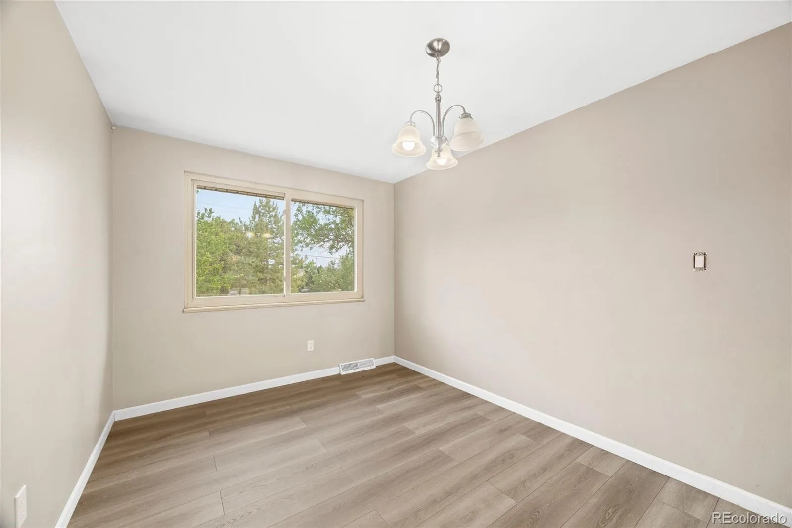 5630 E Fair Avenue Englewood CO 80111 MLS #REC2043676 07092026000905 1600 8