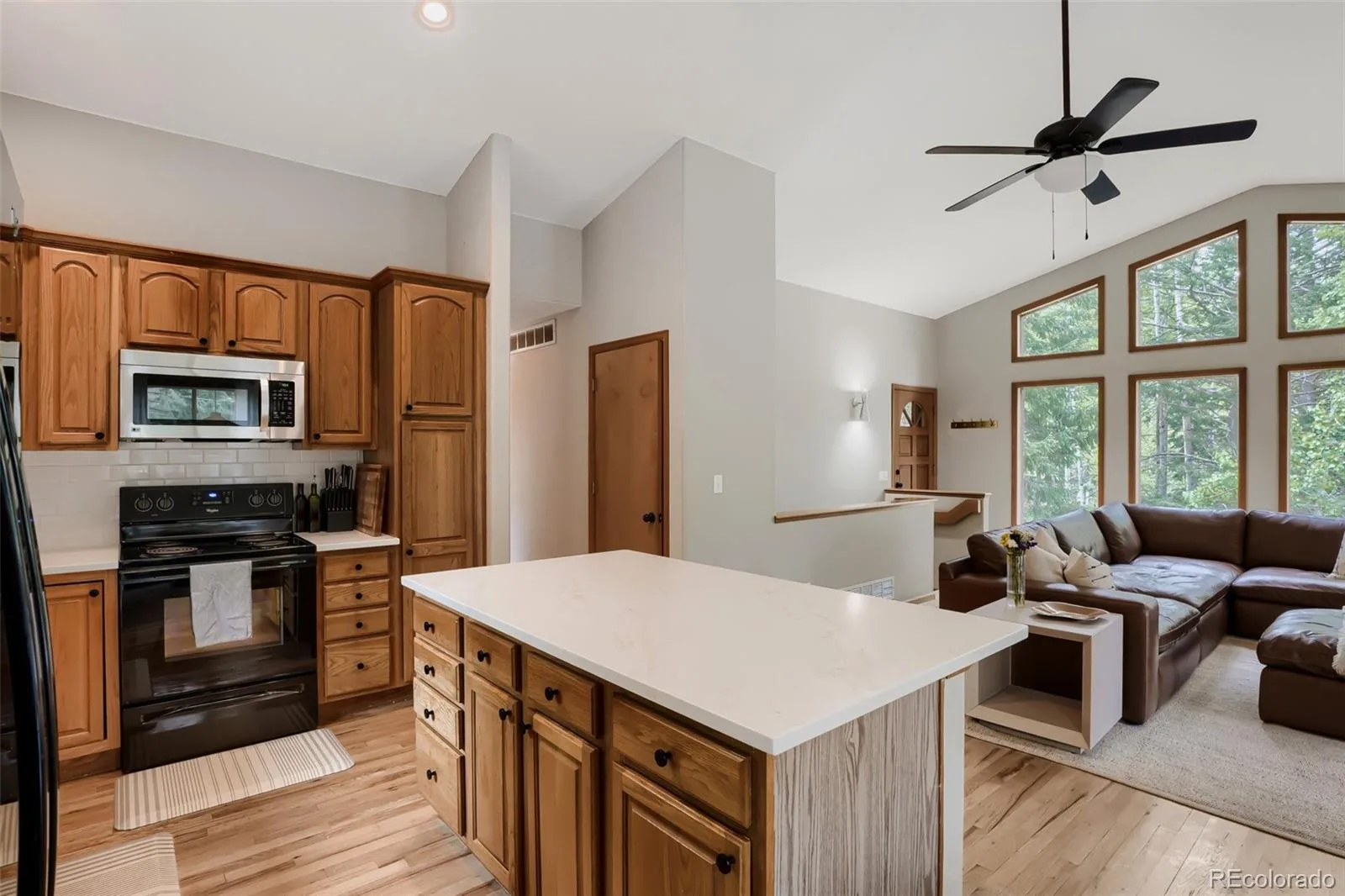 32292 Lodgepole Drive Evergreen CO 80439 | MLS #REC2044969 07062026172344 1600 8