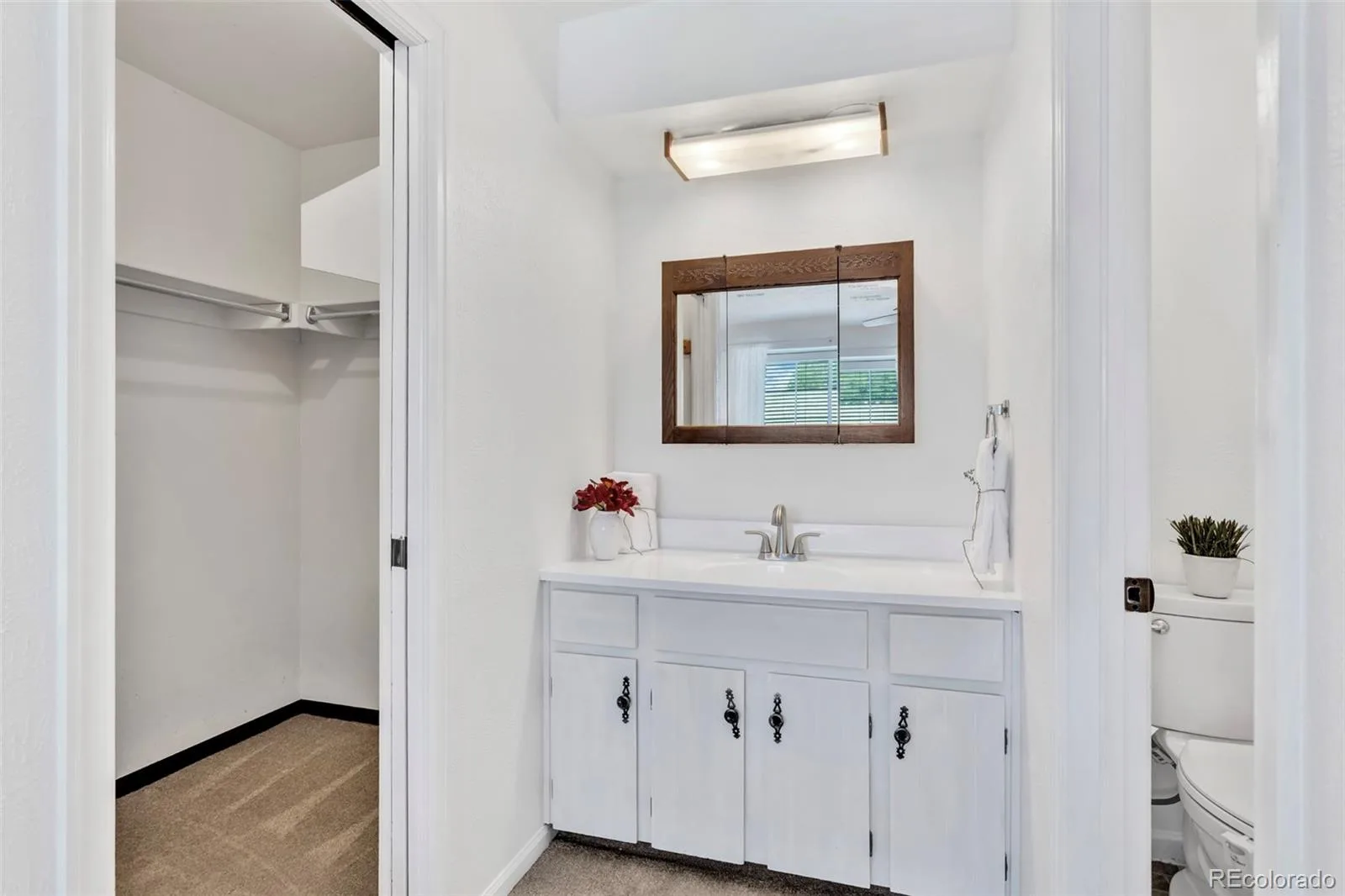 3894 E Long Place Centennial CO 80122 | MLS #REC2045028 08272026232647 1600 22