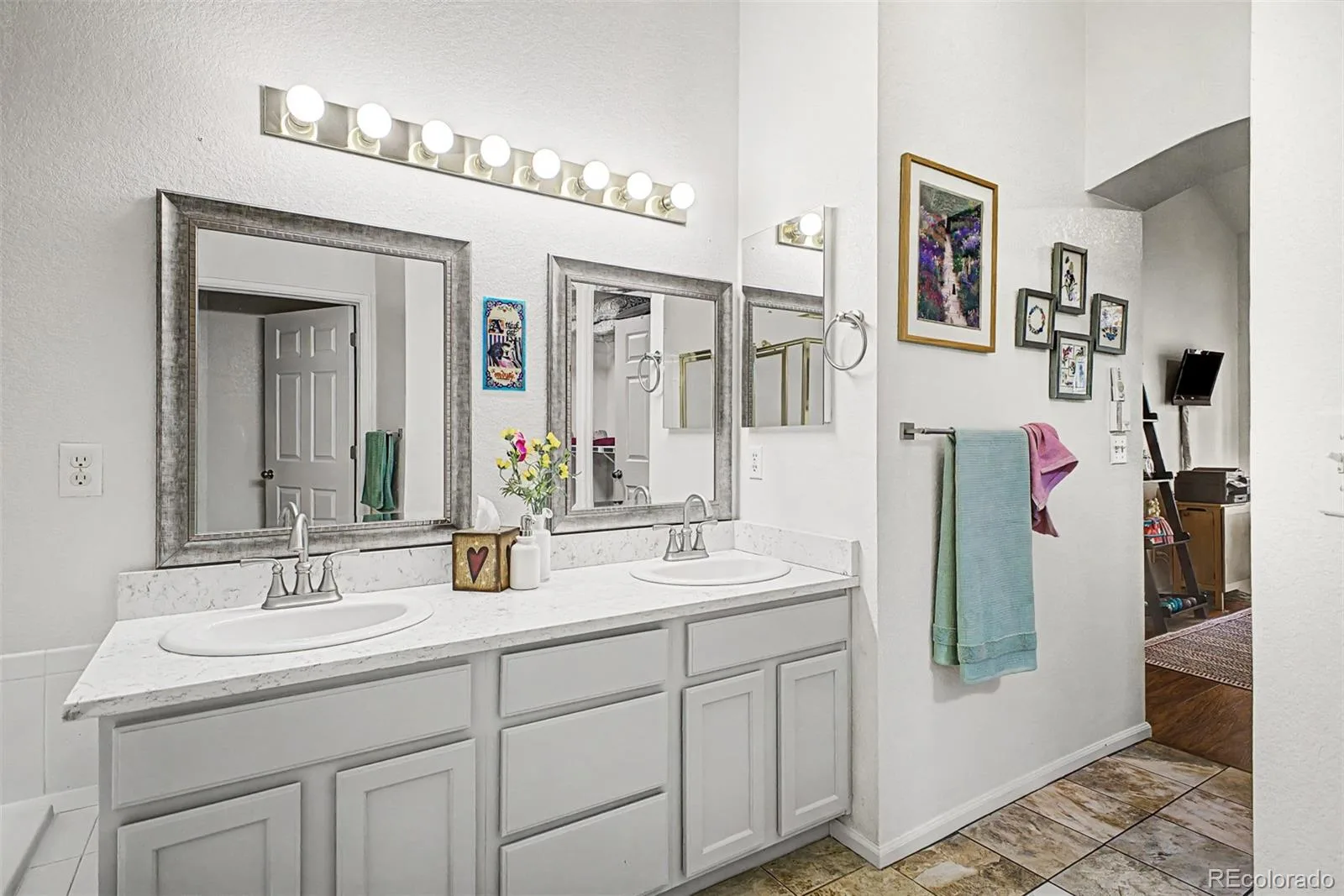 10007 E Hawaii Place Denver CO 80247 | MLS #REC2045706 08162026132251 1600 27