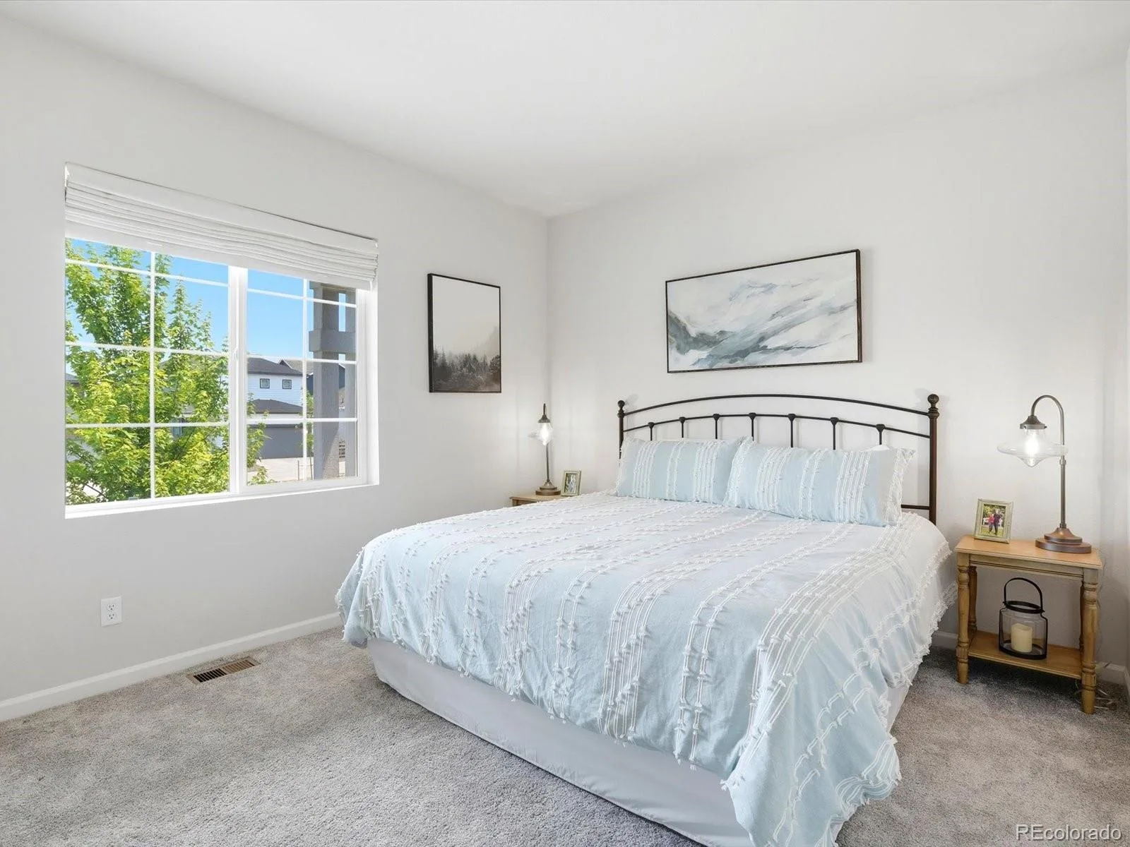 10678 Truckee Street Commerce City CO 80022 | MLS #REC2046352 08252026215300 1600 11