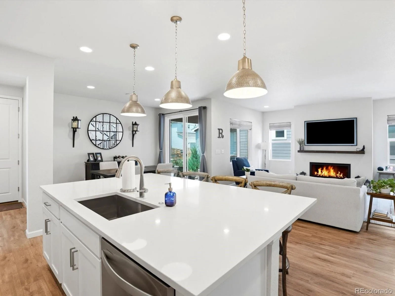 10678 Truckee Street Commerce City CO 80022 | MLS #REC2046352 08252026215300 1600 15