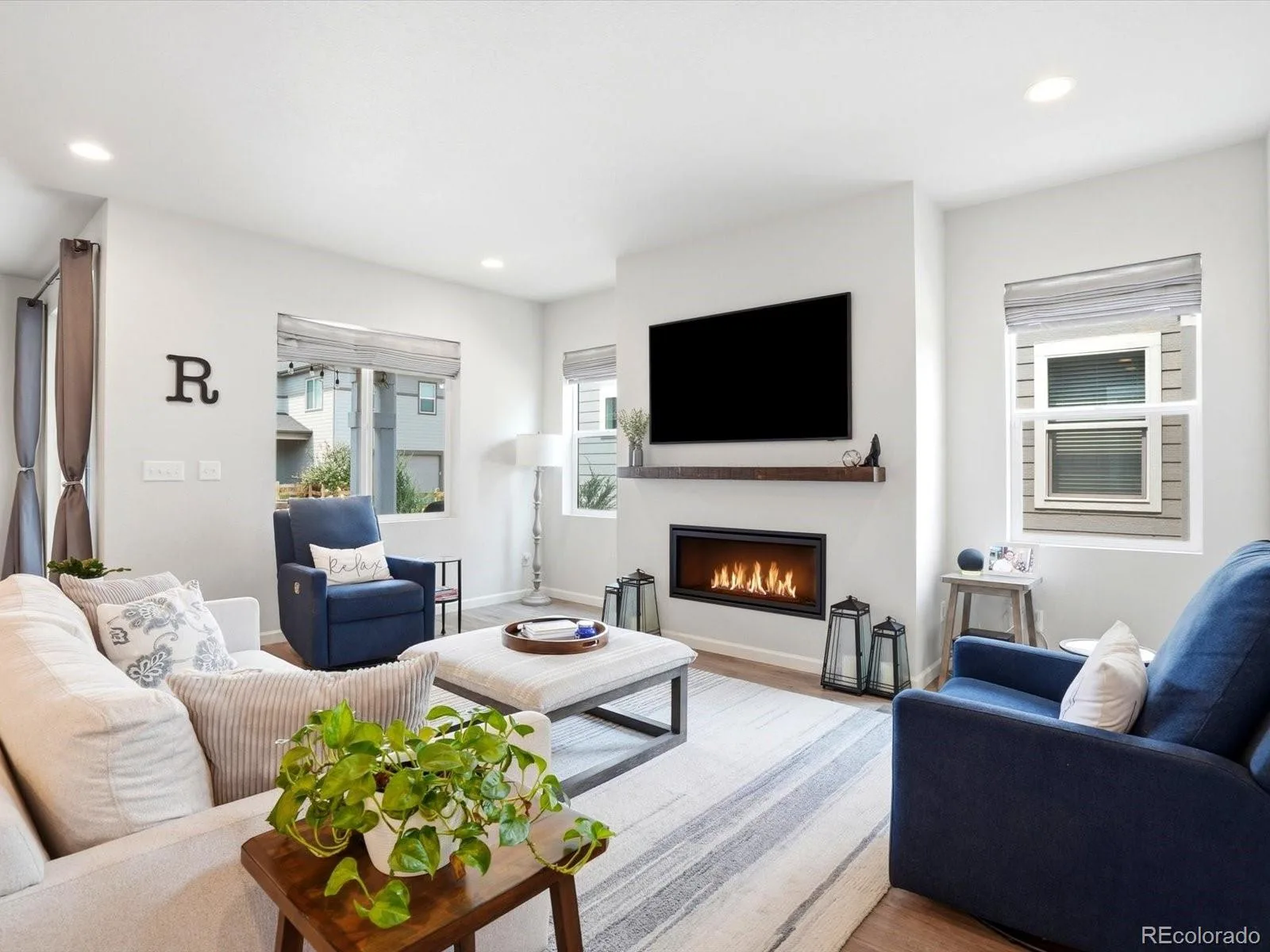 10678 Truckee Street Commerce City CO 80022 | MLS #REC2046352 08252026215300 1600 4