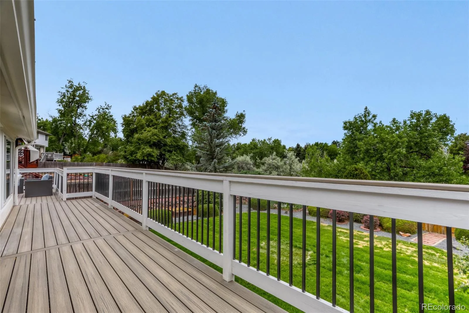 5046 W 103rd Circle Westminster CO 80031 MLS #REC2047980 06092026074155 1600 21