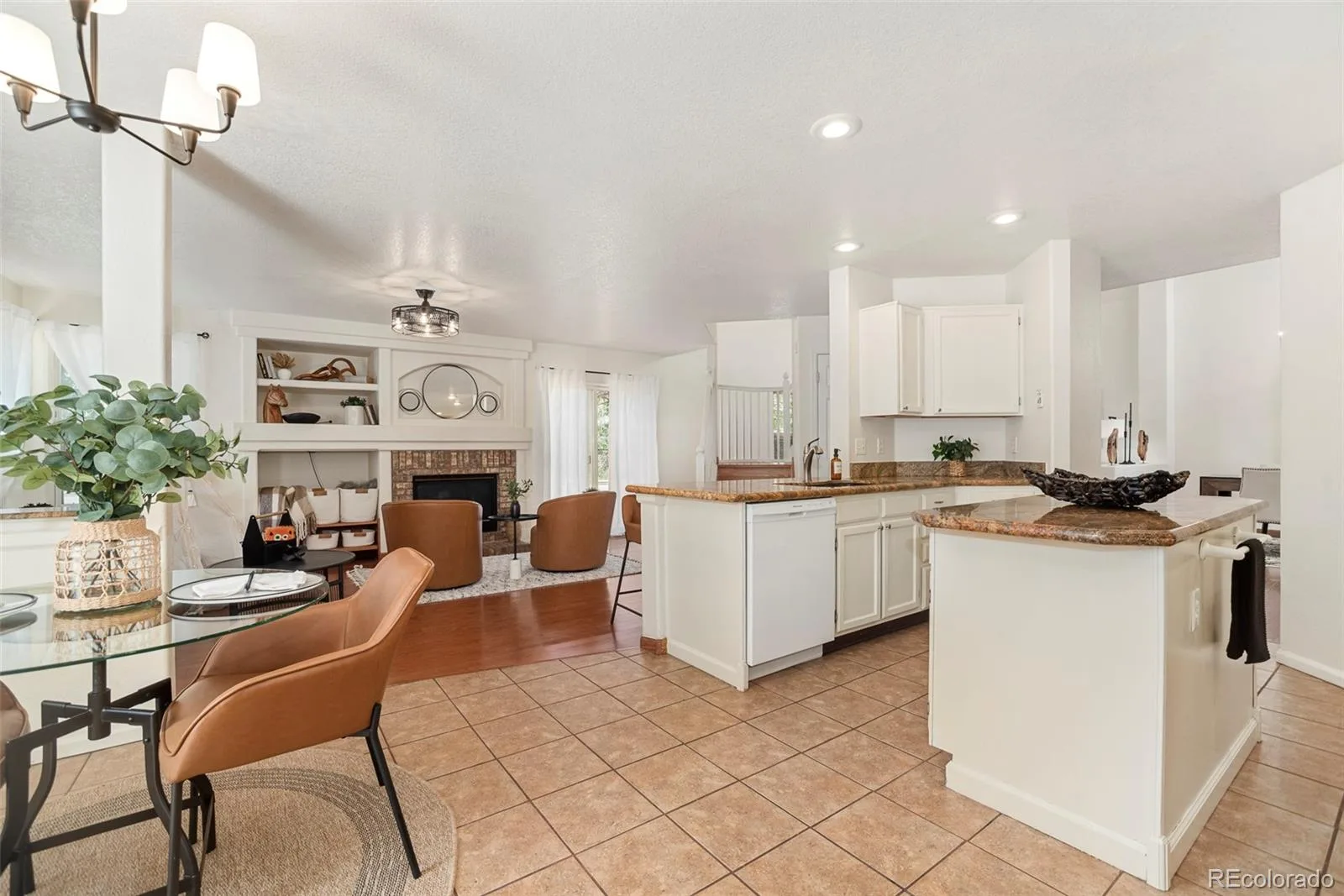 4297 S Jericho Street Aurora CO 80013 | MLS #REC2048880 09232026092134 1600 14