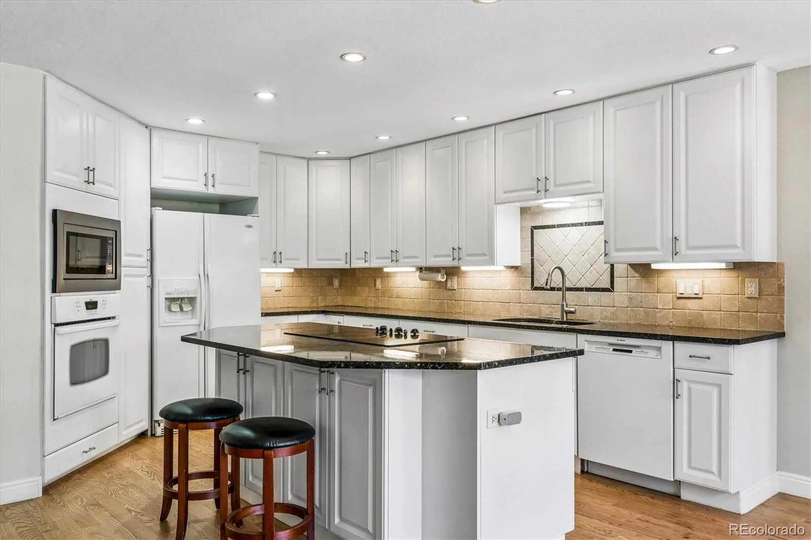 10235 W Glasgow Avenue Littleton CO 80127 | MLS #REC2050045 08272026140305 1600 2