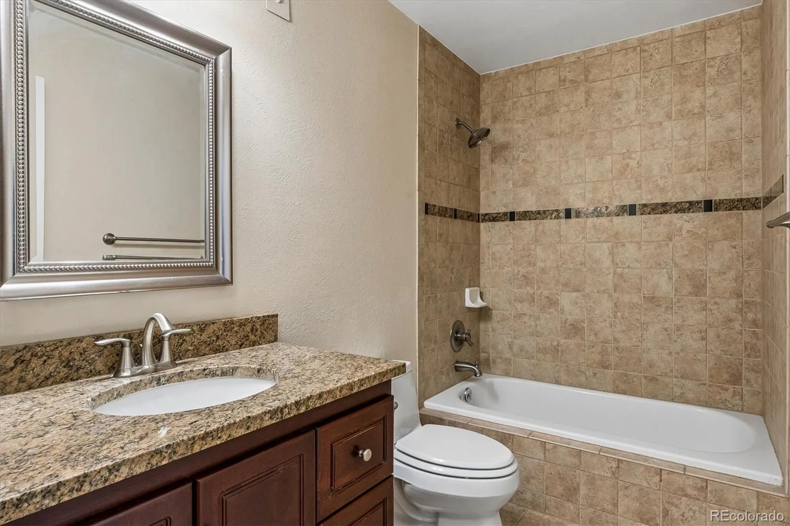 10235 W Glasgow Avenue Littleton CO 80127 | MLS #REC2050045 08272026140305 1600 9