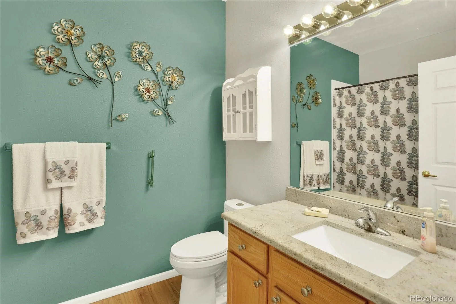 2895 W Riverwalk Circle #215 Littleton CO 80123 | MLS #REC2050918 07292026202507 1600 18
