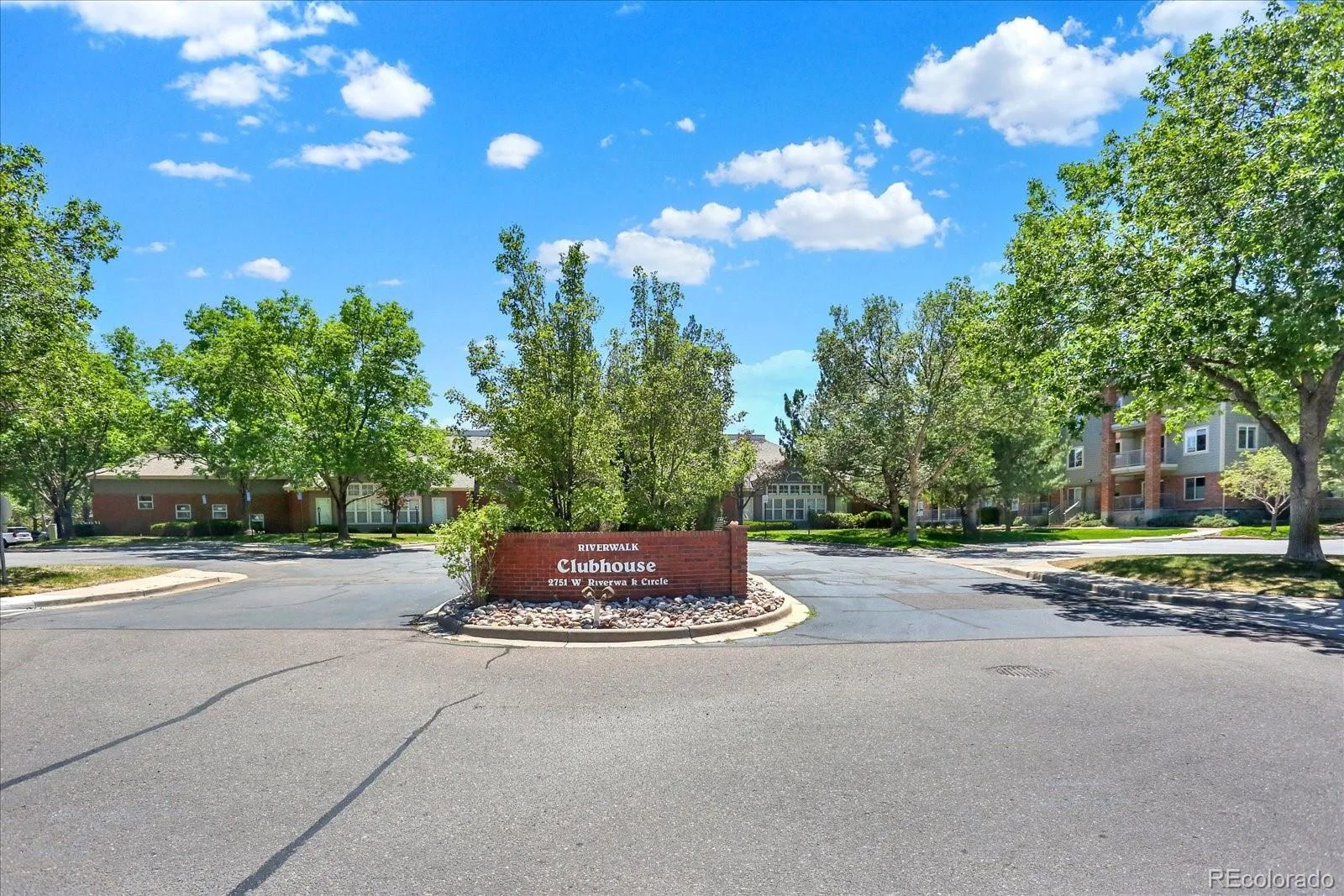 2895 W Riverwalk Circle #215 Littleton CO 80123 | MLS #REC2050918 07292026202507 1600 25