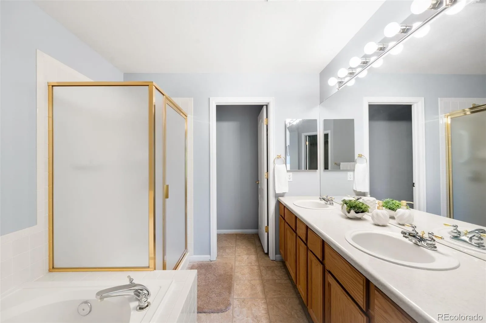 9663 Brentwood Way #B Broomfield CO 80021 | MLS #REC2051955 08262026173356 1600 11