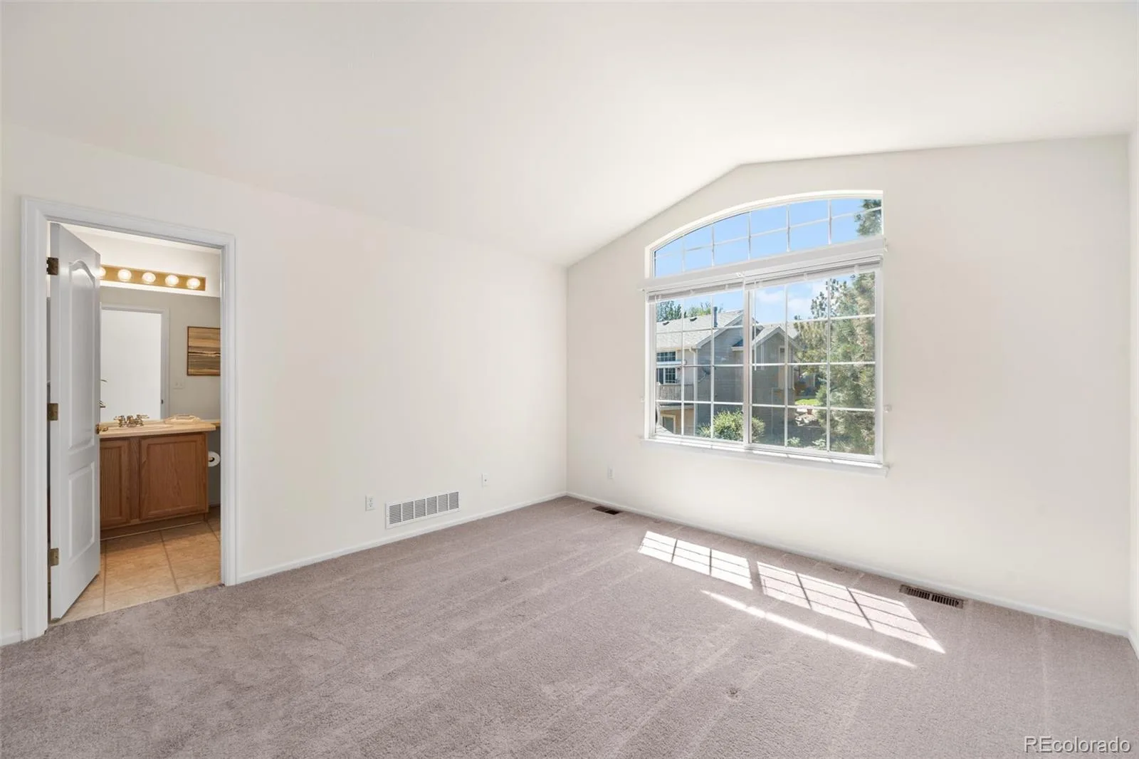 9663 Brentwood Way #B Broomfield CO 80021 | MLS #REC2051955 08262026173356 1600 16