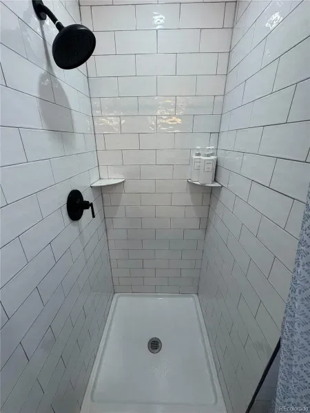 03262026003428 800 21