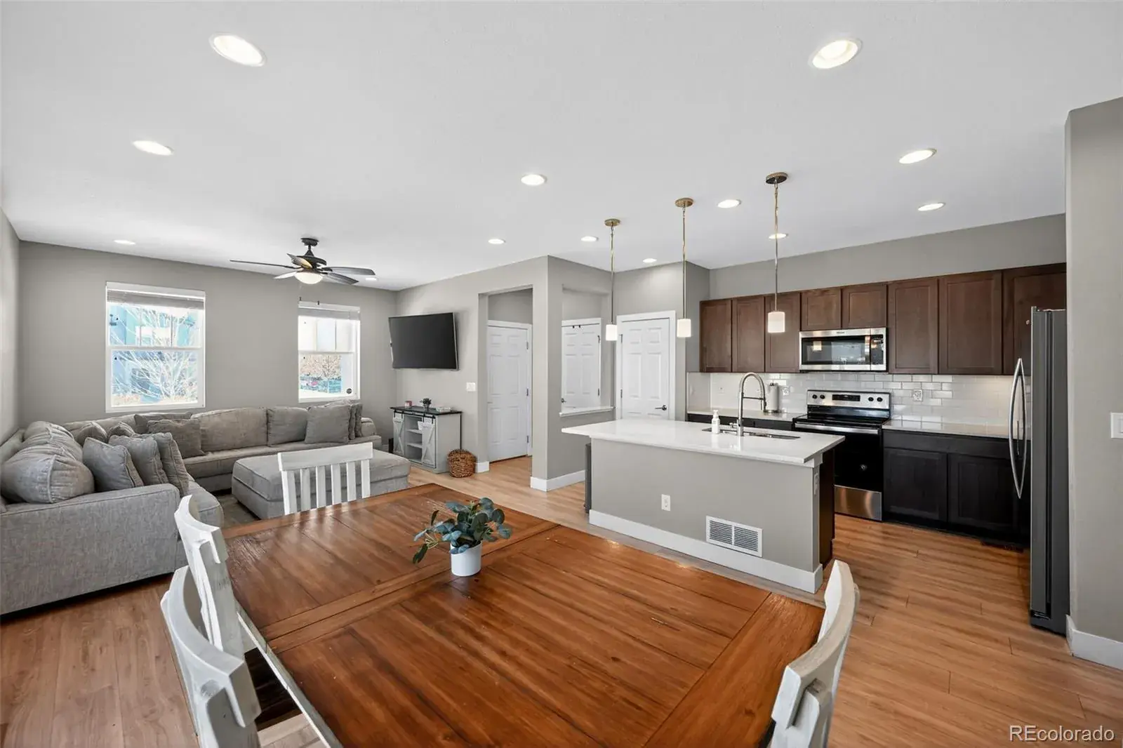 01302026001513 1600 8