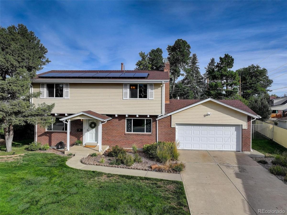 8855 W Colorado Place Lakewood CO 80232 | MLS #REC2055701 MLS #REC2055701 image #0