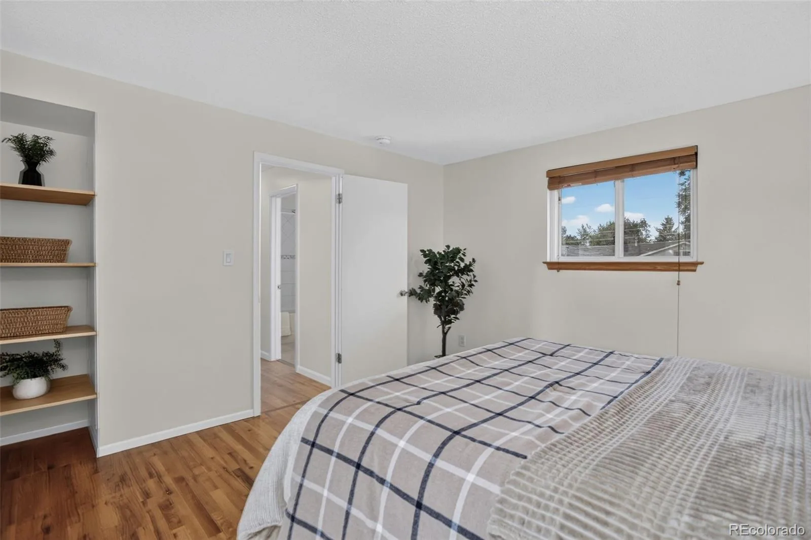 8855 W Colorado Place Lakewood CO 80232 | MLS #REC2055701 09282026145534 1600 19