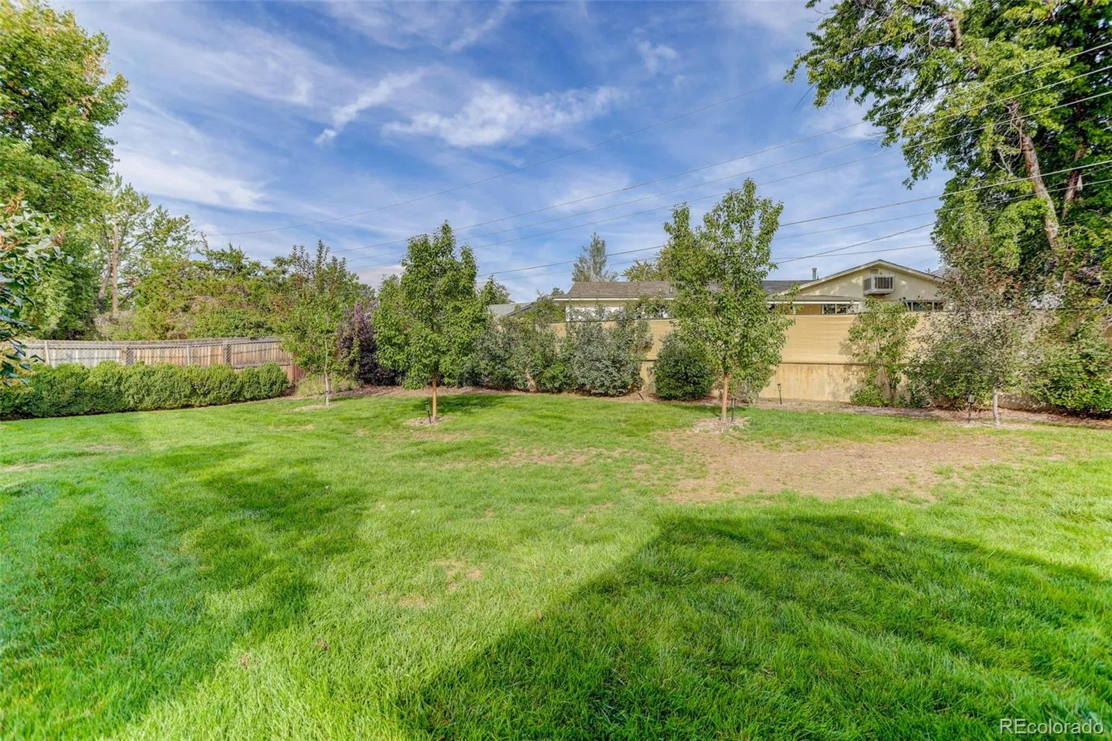 8855 W Colorado Place Lakewood CO 80232 | MLS #REC2055701 09282026145534 1600 37