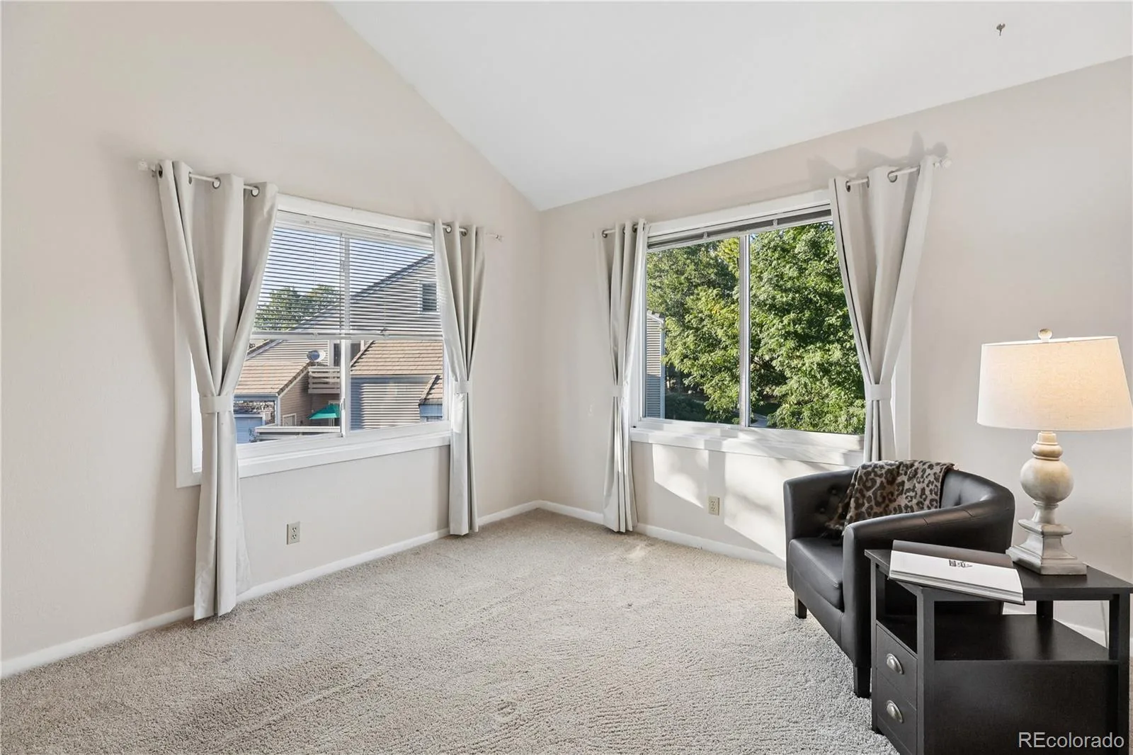 2290 S Yosemite Circle Denver CO 80231 | MLS #REC2058350 09242026101147 1600 19